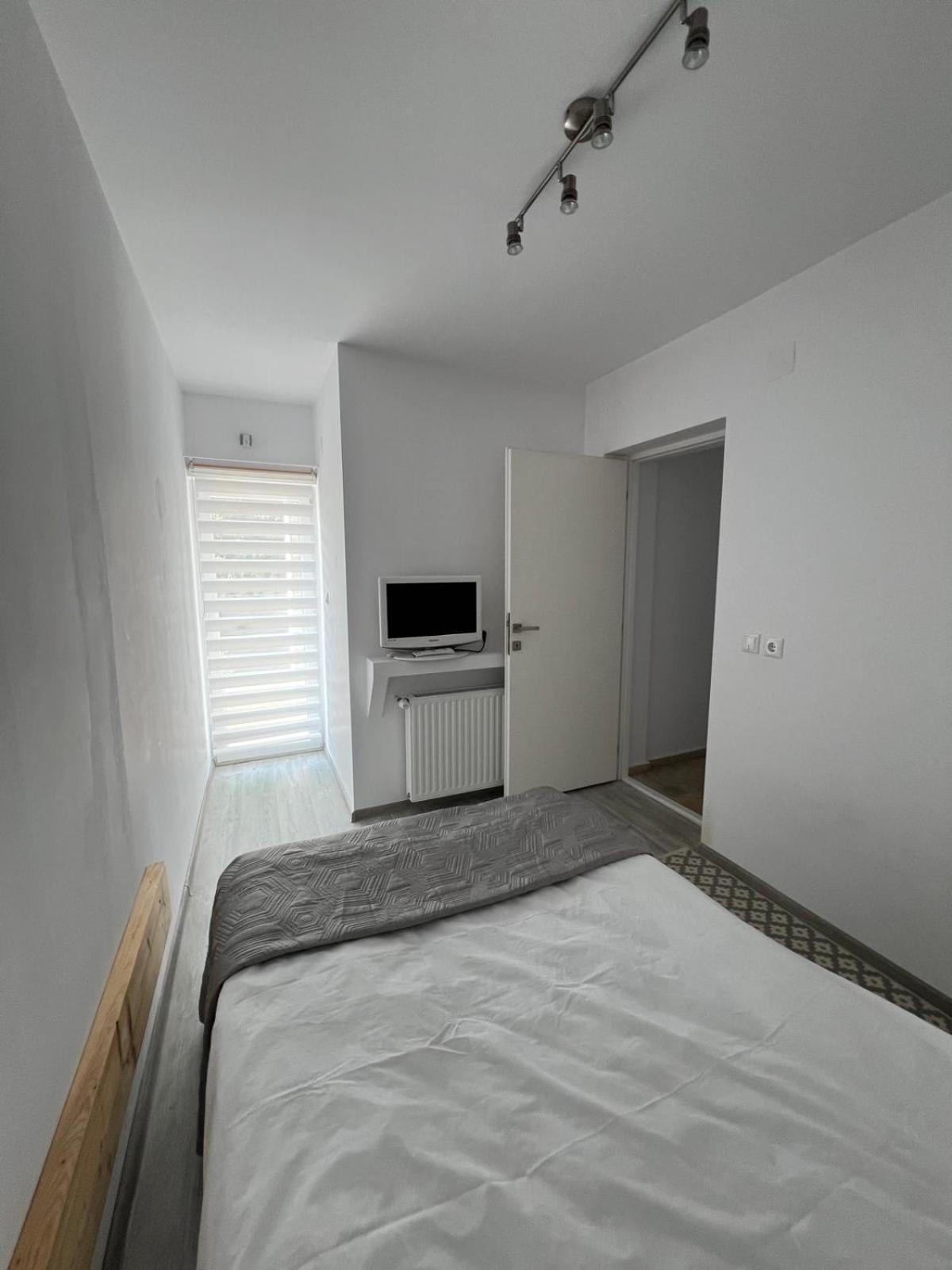 Luxus Cluj Airport Apartments Exterior foto